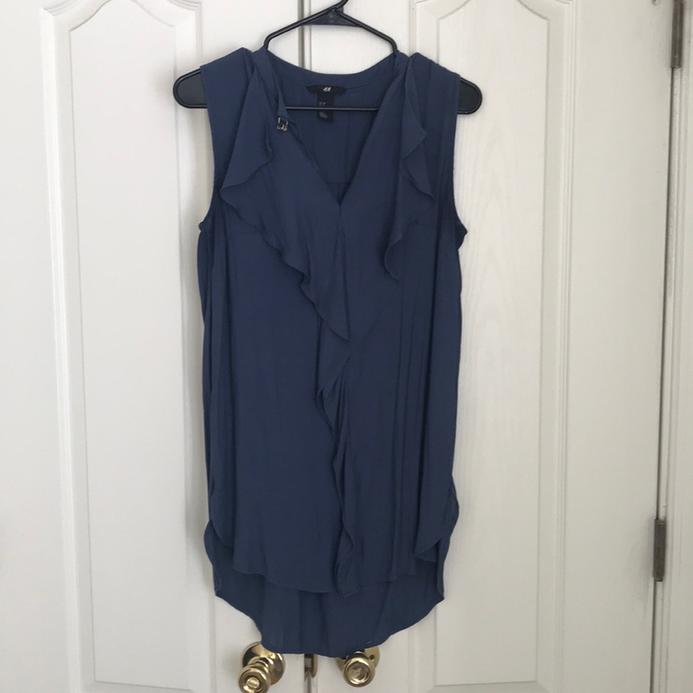 H&M sleeveless ruffled tunic